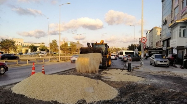 Silivri Belediyesi'nden Asfalt Öncesi Zemin Hazırlığı