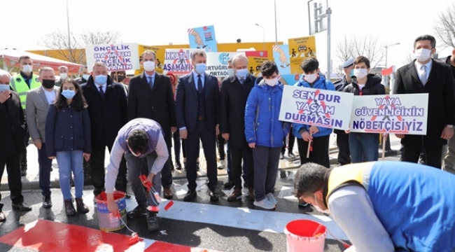 Silivri'de "Yaya Önceliği Kırmızı Çizgimizdir" Etkinliği Gerçekleştirildi