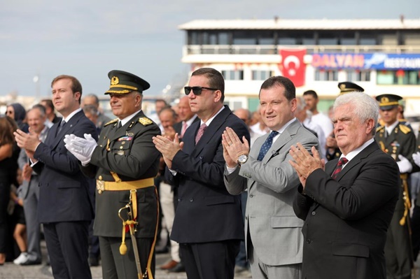 Başkan Balcıoğlu 30 Ağustos Zafer Bayramı'nda Atatürk Anıtı'na Çelenk Sundu