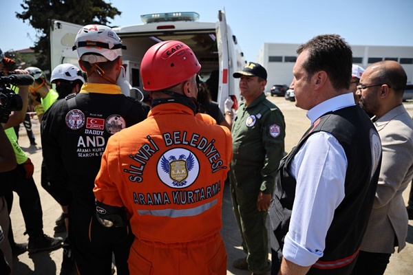 Silivri Belediyesi Marmara Depremi'nin 25. Yılı Anısına Tatbikat Gerçekleştirdi