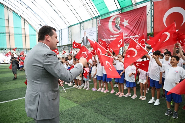 Silivri Belediyesi Tarafından Yaz Spor Okulu Kapanış Töreni Gerçekleştirildi