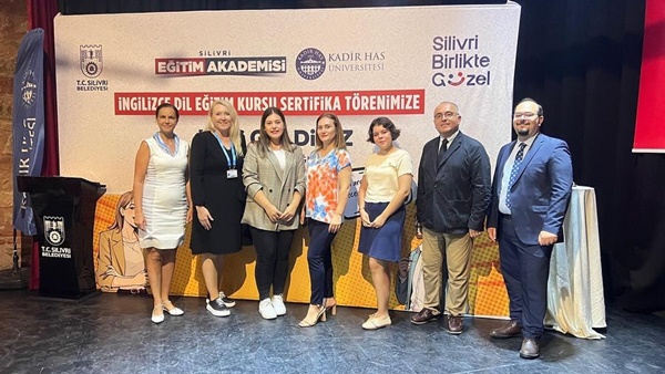 Silivri Belediyesi ve Kadir Has Üniversitesi'nin Düzenlediği İngilizce Dil Eğitim Kursu Sertifika Töreni Gerçekleştirildi