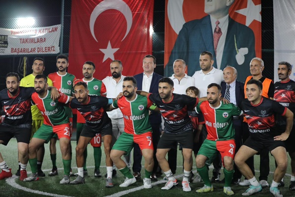 Başkan Balcıoğlu, Çantaköy Spor Festivali'nde Futbol Turnuvasına Katıldı