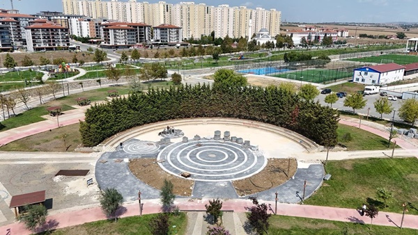 Silivri Belediyesi Yeni Park ve Çevre Düzenleme Çalışmalarına Devam Ediyor