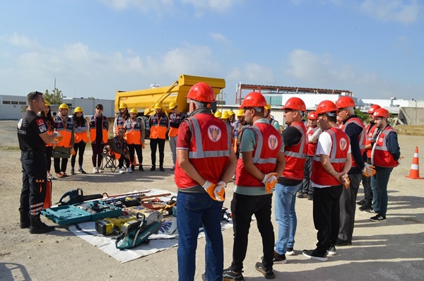 SAK Ekipleri Çatalca Belediyesi ve Destek AFAD Gönüllülerine Eğitim Düzenledi