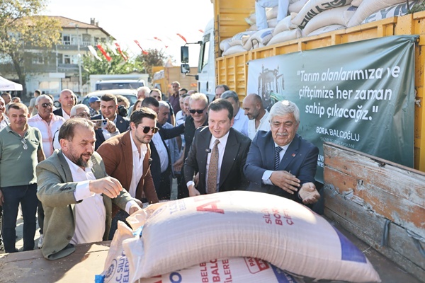 Silivri Belediyesi Yerli ve Milli Tohumluk Arpa Dağıtım Töreni Gerçekleştirdi