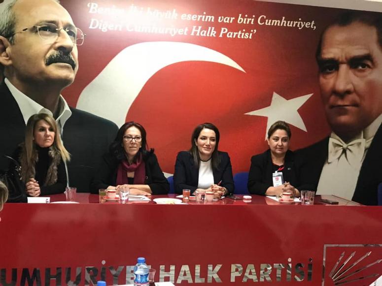 Ağırman, anlattı CHP'li kadınlar dinledi