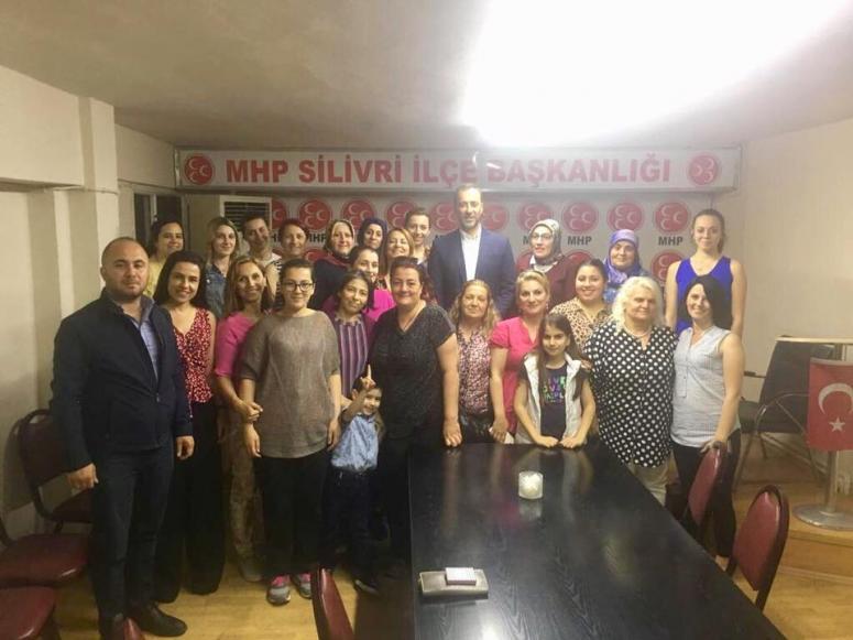 Yılmaz, son iftarı MHP'li kadınlarla yaptı