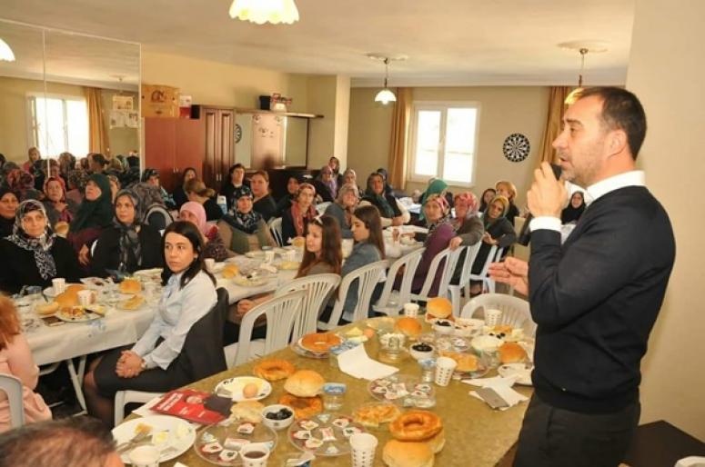 Yılmaz'ın kadınlara özel toplantıları devam ediyor